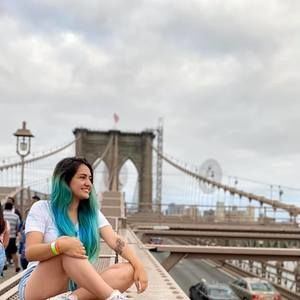 Meet your Posher, Nathaly